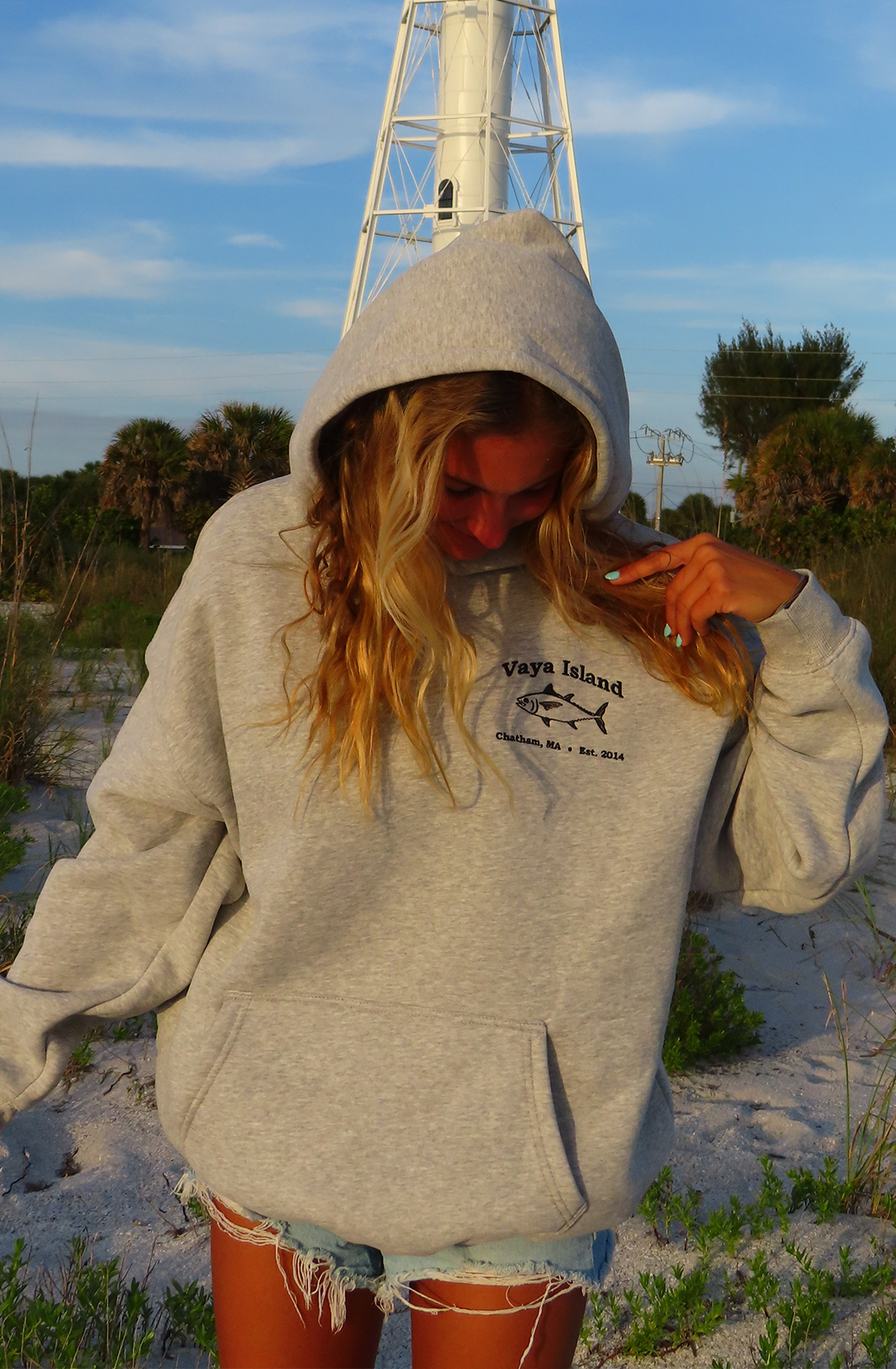 Unisex Embroidered Fish Hoodie (Grey)