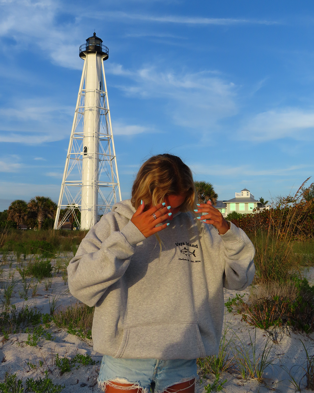 Unisex Embroidered Fish Hoodie (Grey)