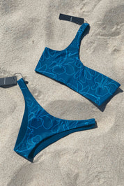 Chelsea Reversible Top (Cayman/Midnight Blue)